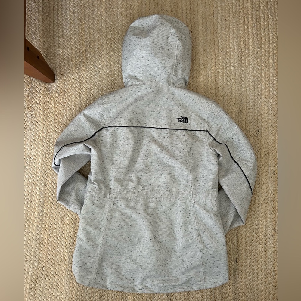 Women’s North Face Outer Shell Jacket - image 4